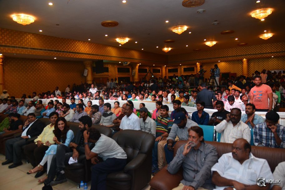 Loafer-Movie-Platinum-Disc-Function